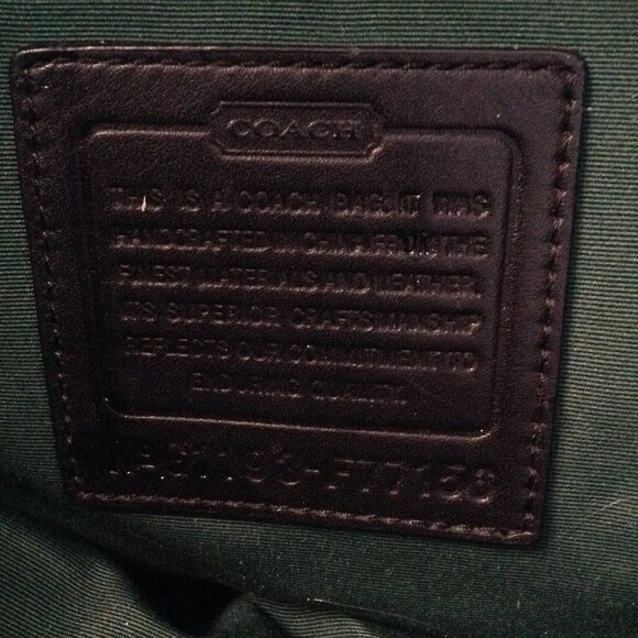 Coach XL Signature Purse/Diaper Bag; Authenticated; Classic canvas and Leather - Picture 4 of 4